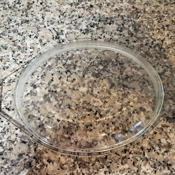 Vintage Pyrex Gold Acorn Oak Leaf Pattern 2 1/2 Qt Casserole Dish #045 - Picture 5 of 6